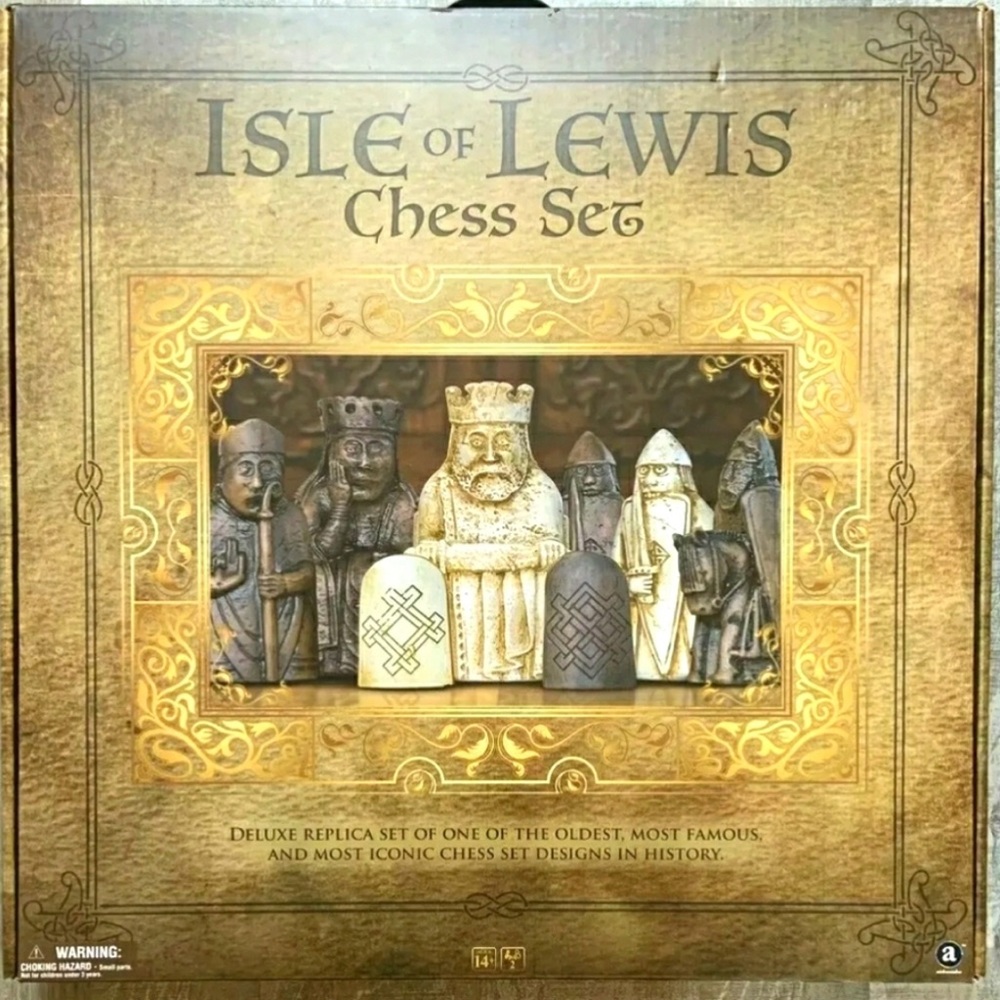 Deluxe Ambassador Isle Of Lewis Cheese Set Factory Sealed